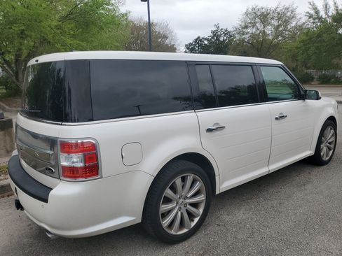 Used 2019 Ford Flex Limited w/ Class III Trailer Tow Package image 17
