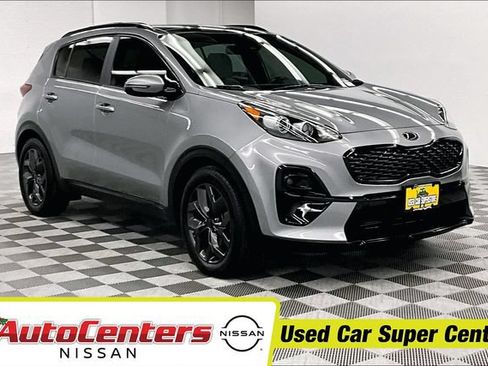 Used 2022 Kia Sportage Nightfall Edition FWD image 1