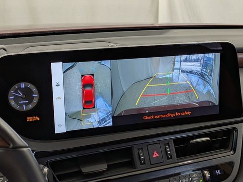 Certified 2024 Lexus ES 300h Ultra Luxury w/ Accessory Package (Z2) image 25