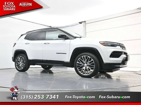 Used 2023 Jeep Compass Limited w/ Elite Group AWD/4WD image 23