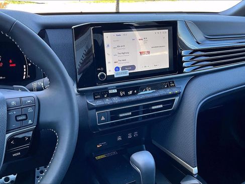 New 2026 Toyota Camry Hybrid AWD/4WD image 6