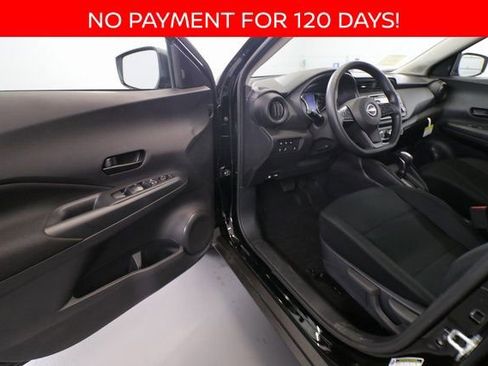 New 2025 Nissan Kicks Play S image 6