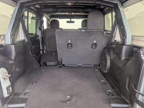 Used 2023 Jeep Wrangler Unlimited Sport w/ Sun And Sound Package AWD/4WD image 27