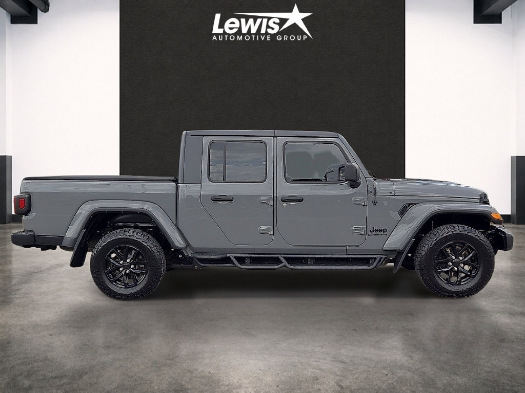 Used 2022 Jeep Gladiator Sport AWD/4WD image 5