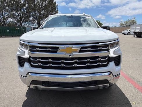 Used 2023 Chevrolet Silverado 1500 LTZ w/ LTZ Convenience Package II AWD/4WD image 9