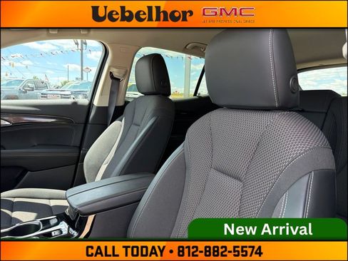 Used 2023 Buick Envision Preferred FWD image 22