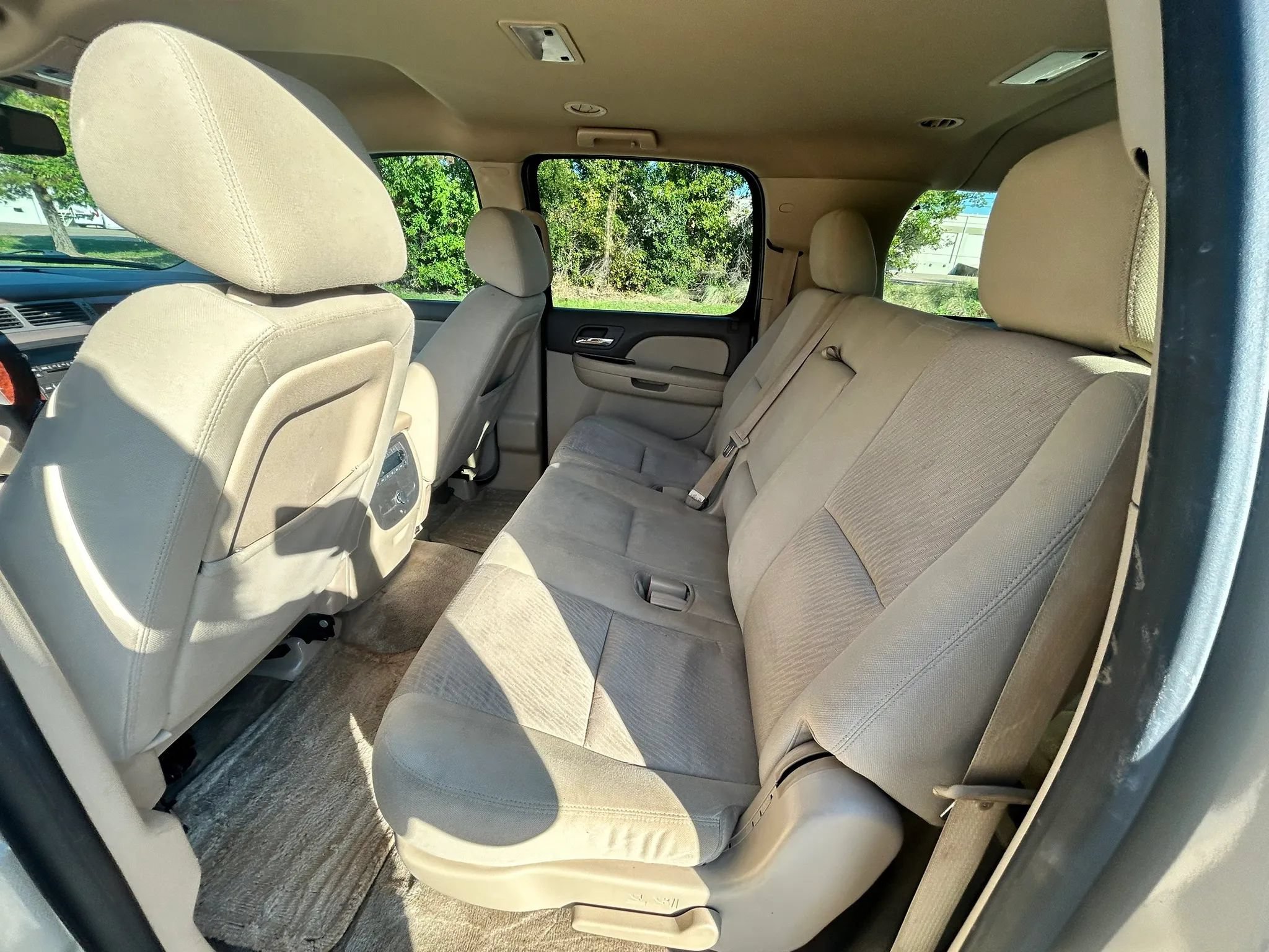 Used 2013 Chevrolet Suburban LS w/ Convenience Package 1 RWD image 13