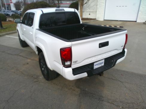 Used 2023 Toyota Tacoma SR5 image 10