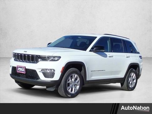 Used 2022 Jeep Grand Cherokee Limited image 1