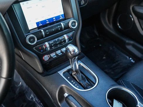 Used 2020 Ford Mustang Premium image 20