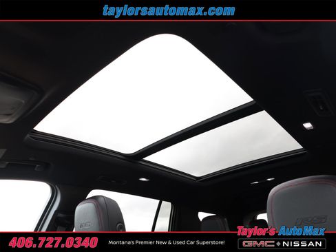 Used 2024 Chevrolet Traverse RS AWD/4WD image 30