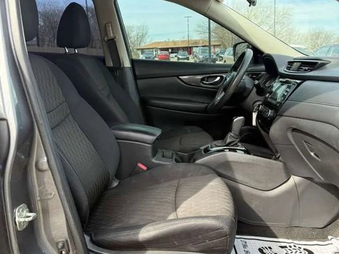 Used 2017 Nissan Rogue S FWD image 20