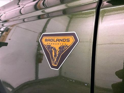 Used 2023 Ford Bronco Badlands AWD/4WD image 13
