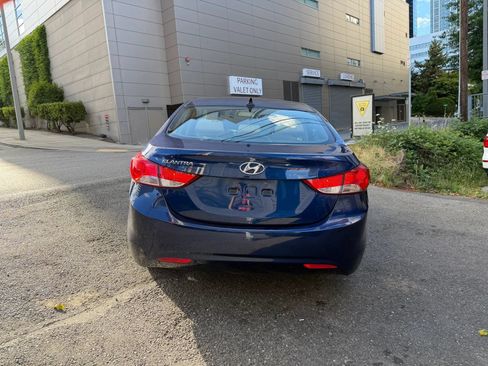 Used 2013 Hyundai Elantra GLS w/ Preferred Pkg FWD image 7
