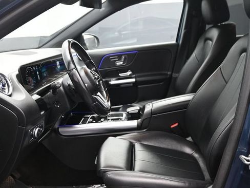 Used 2023 Mercedes-Benz GLA 250 4MATIC w/ Premium Package image 12