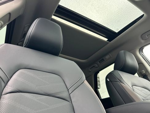 New 2025 Nissan Pathfinder Platinum image 21