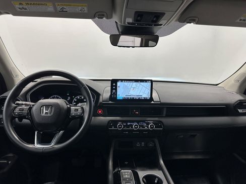 Certified 2023 Honda Pilot Touring image 22