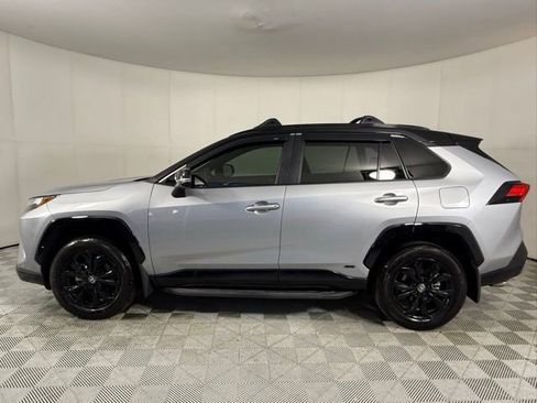 Used 2024 Toyota RAV4 XSE image 4