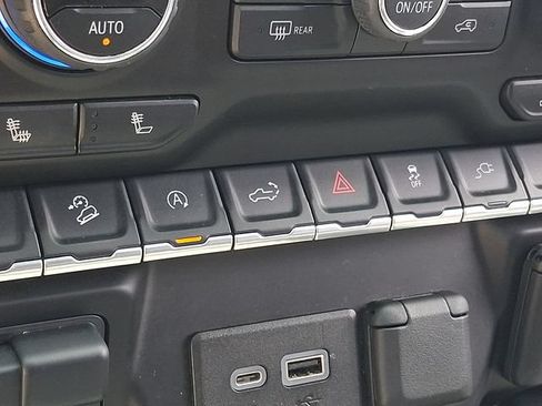 Certified 2021 Chevrolet Silverado 1500 RST w/ All Star Edition Plus AWD/4WD image 28
