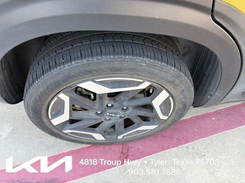 Certified 2024 Kia Seltos SX w/ SX Sunroof Package AWD/4WD image 12