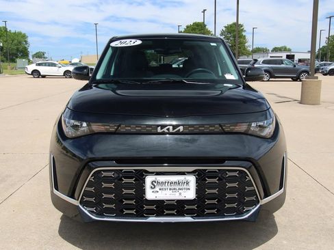 Used 2023 Kia Soul GT-Line FWD image 2