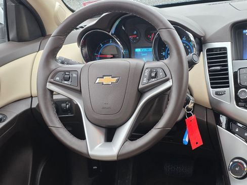 Certified 2014 Chevrolet Cruze Diesel w/ Enhanced Safety Package image 22