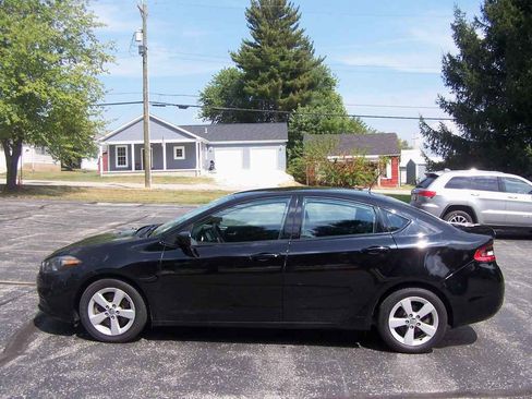 Used 2015 Dodge Dart SXT image 6