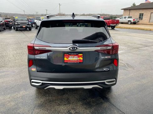 Used 2021 Kia Seltos SX w/ SX Sunroof Package image 6