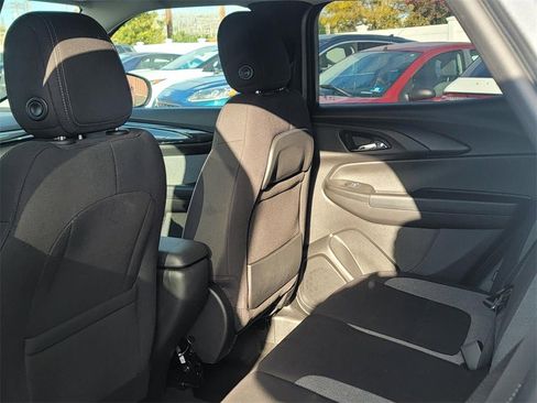 Used 2025 Chevrolet TrailBlazer LT image 12