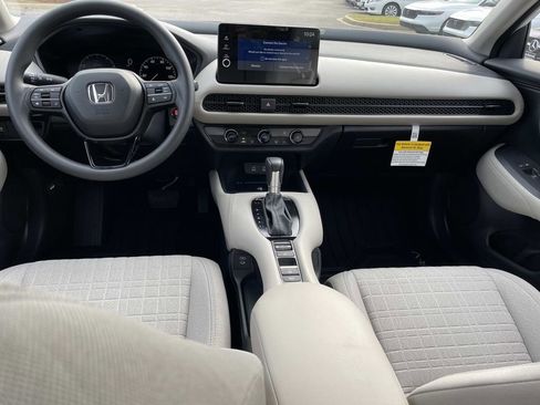 New 2026 Honda HR-V LX image 12