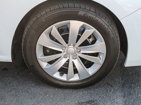 Used 2023 Subaru Impreza 2.0i image 10