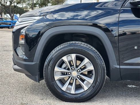 Used 2026 Chevrolet Equinox LT image 8