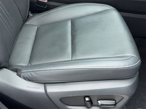 Used 2024 Lexus NX 250 250 NAV,CAM,SUNROOF,HTD STS,BL w/ Cold Area Package image 44