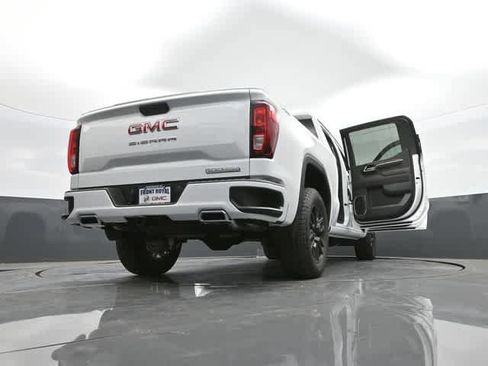 New 2025 GMC Sierra 1500 Elevation image 95