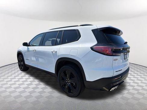 Certified 2026 GMC Acadia Elevation w/ Black Edition FWD image 7