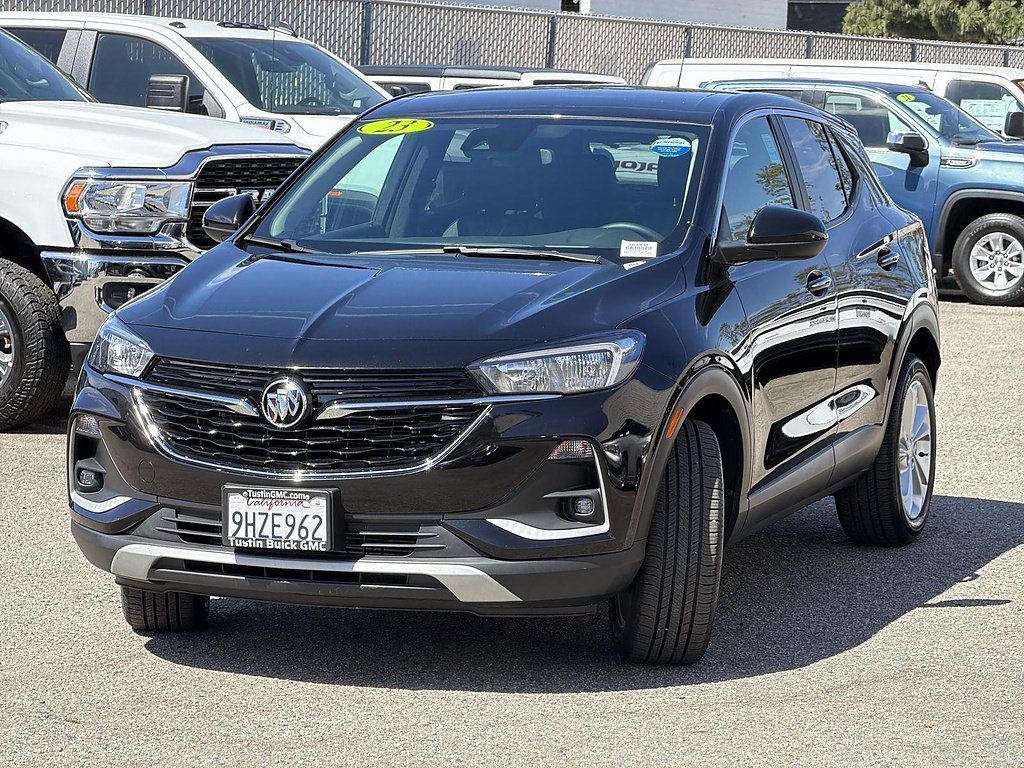 Used 2023 Buick Encore GX Preferred w/ Cold Weather Comfort Package FWD image 3