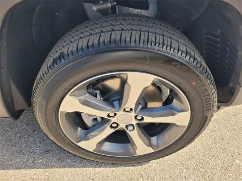 New 2025 Jeep Grand Cherokee L Limited image 20