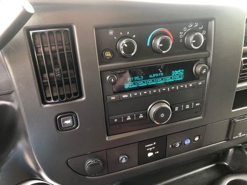 Used 2024 GMC Savana 2500 w/ Driver Convenience Package RWD image 28