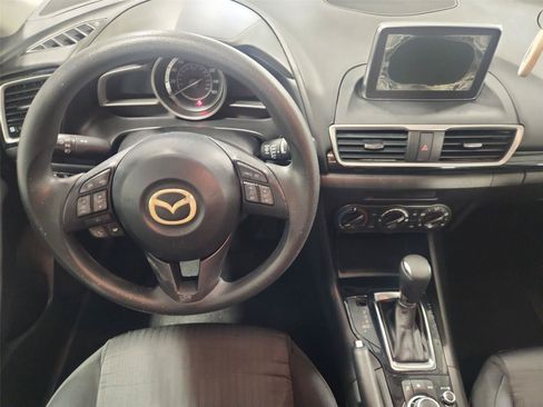 Used 2016 MAZDA MAZDA3 i Sport FWD image 11