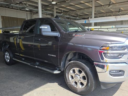 Used 2025 RAM 2500 Big Horn AWD/4WD image 2