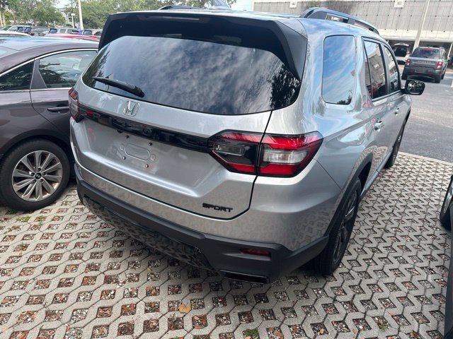 Certified 2026 Honda Pilot Sport image 5