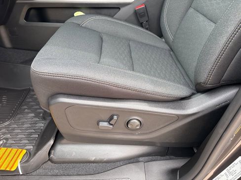 New 2026 RAM 1500 Big Horn AWD/4WD image 15