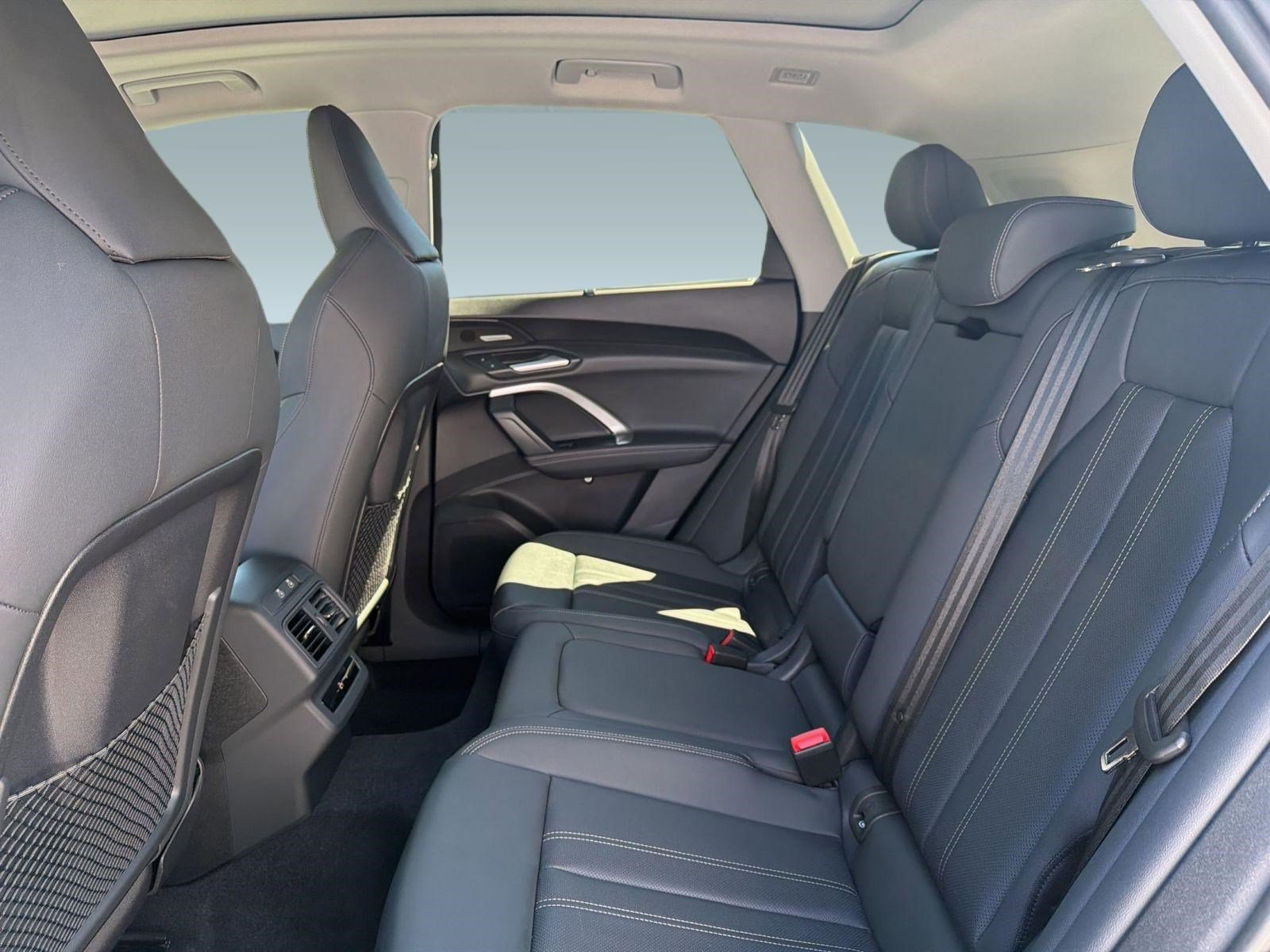 New 2026 Audi Q5 Premium Plus w/ Premium Plus AWD/4WD image 26