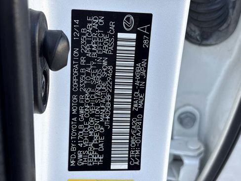 Used 2015 Lexus CT 200h FWD image 29