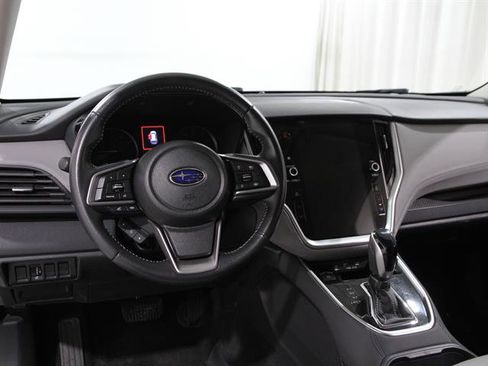 Used 2021 Subaru Outback Premium image 6