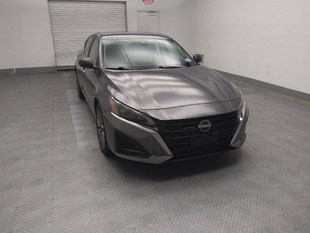 Used 2024 Nissan Altima 2.5 SV AWD/4WD image 13