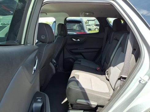 Used 2025 Chevrolet Blazer LT image 12