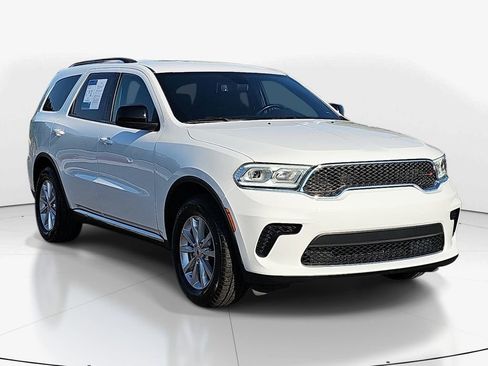 Used 2023 Dodge Durango SXT RWD image 2