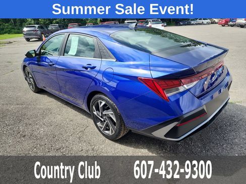 Certified 2024 Hyundai Elantra SEL w/ Convenience Package FWD image 6