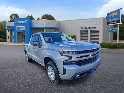 Used 2021 Chevrolet Silverado 1500 RST image 2